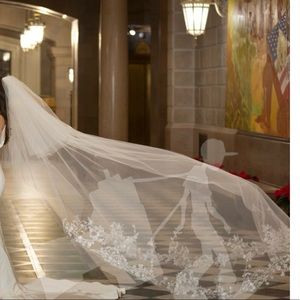 Matthew Christopher couture “dasha” blusher and veil